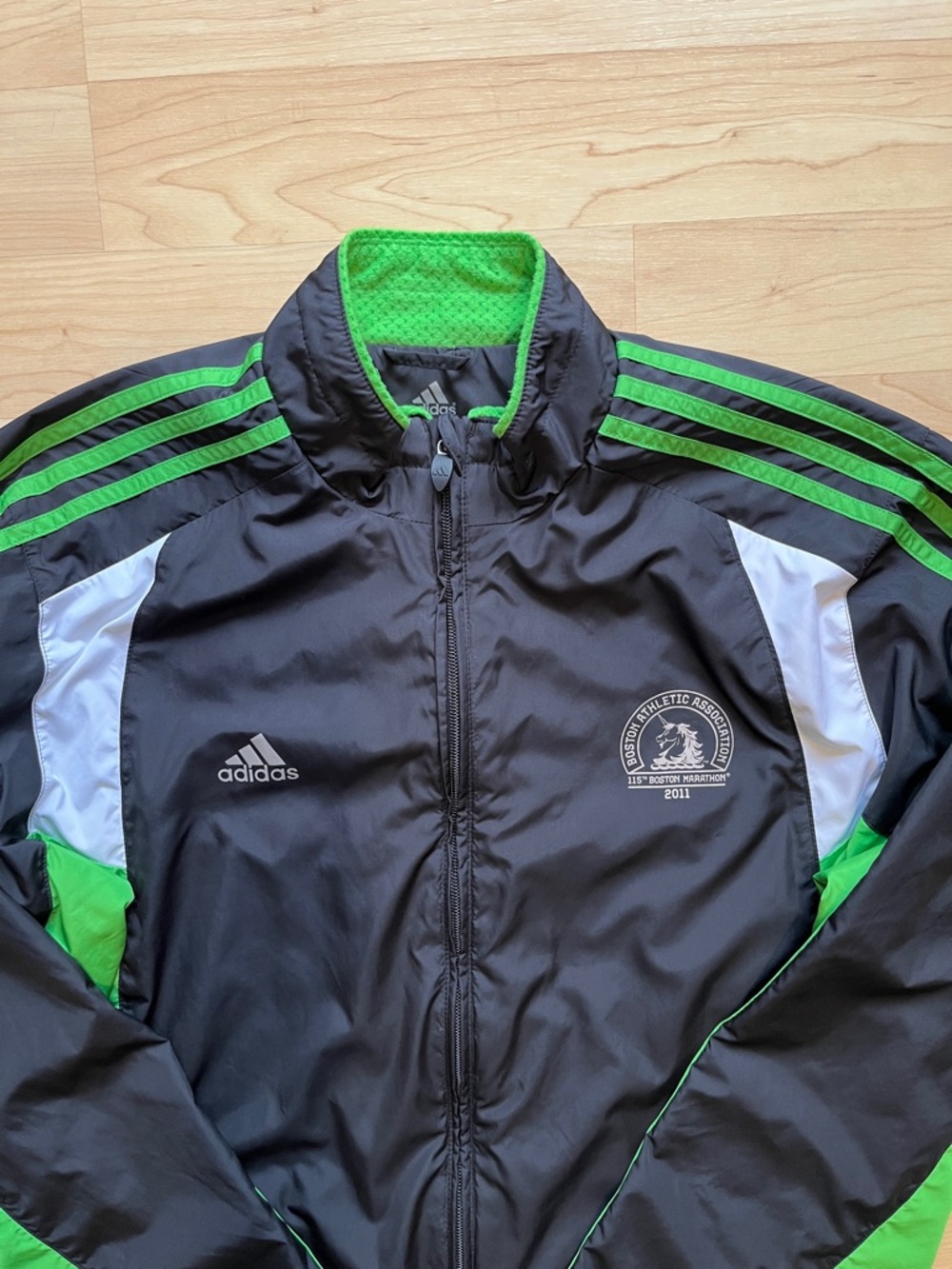 adidas Boston Marathon Running Jacket 3 Stripes Supernova Men's L - Picture 5 of 12